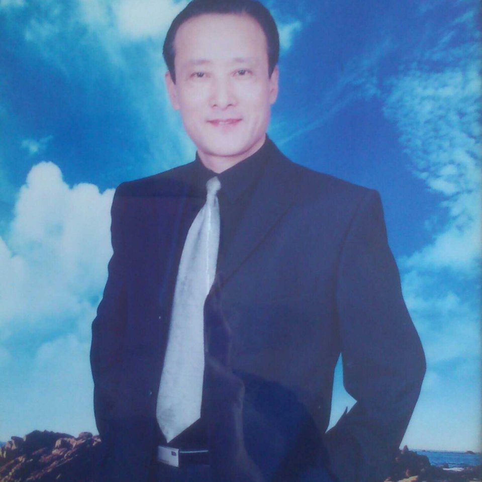李東生